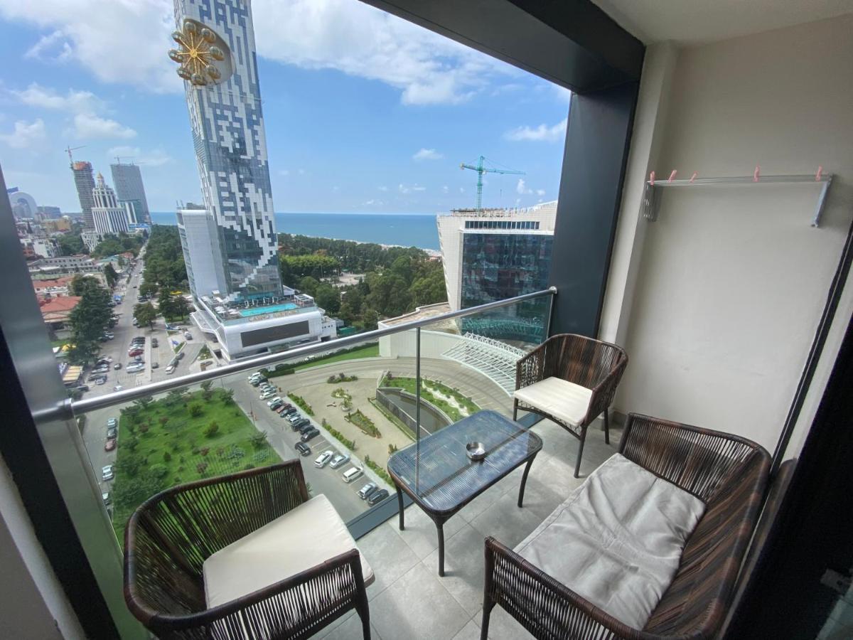 Apartment In Porta Batumi Tower 外观 照片