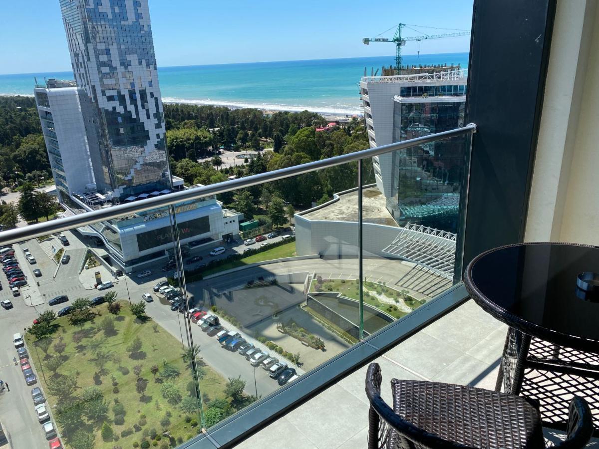 Apartment In Porta Batumi Tower 外观 照片