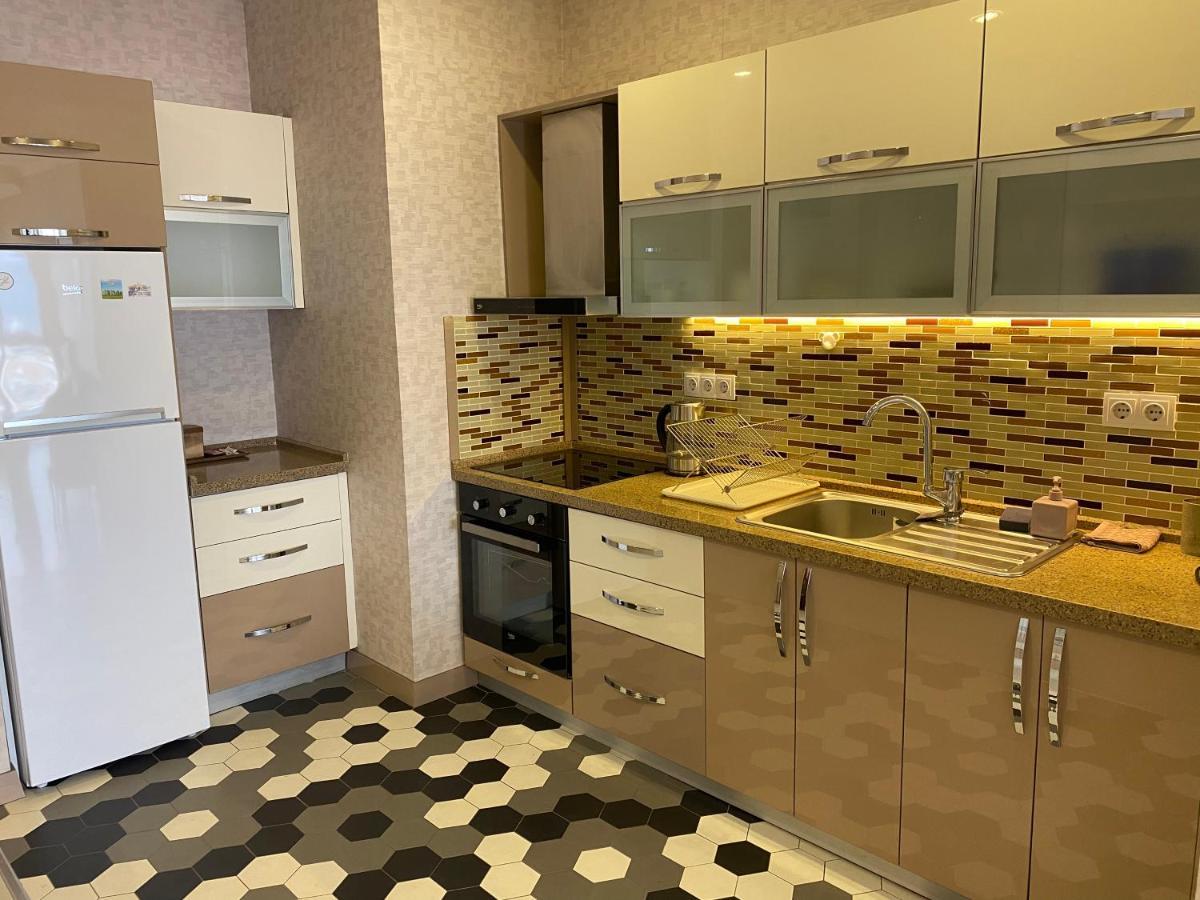 Apartment In Porta Batumi Tower 外观 照片