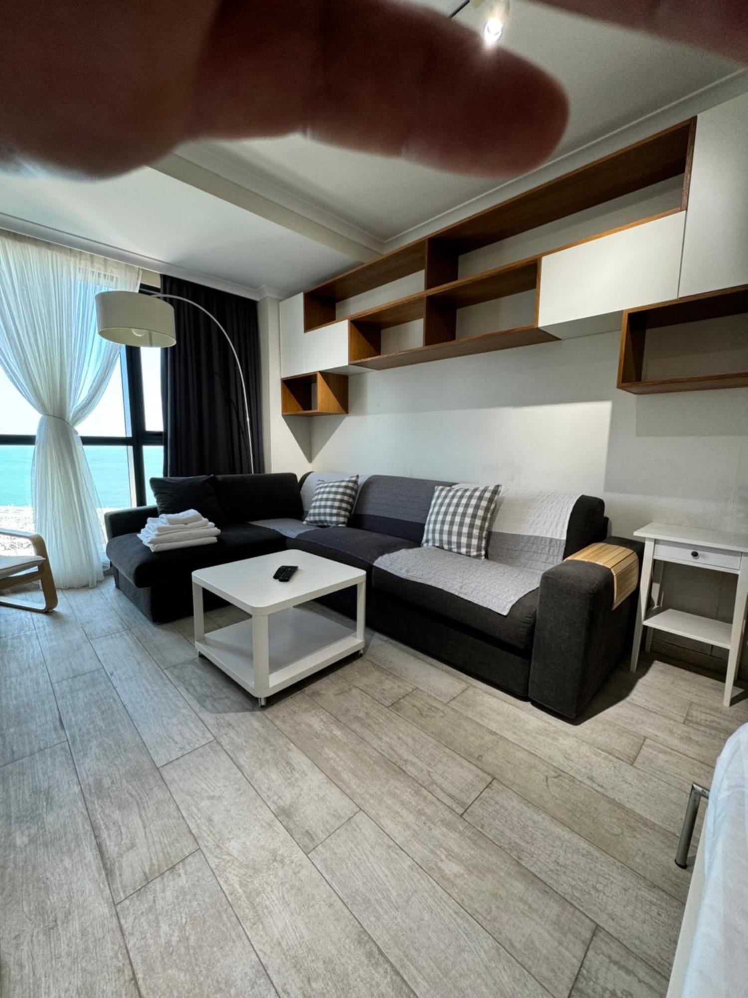 Apartment In Porta Batumi Tower 外观 照片