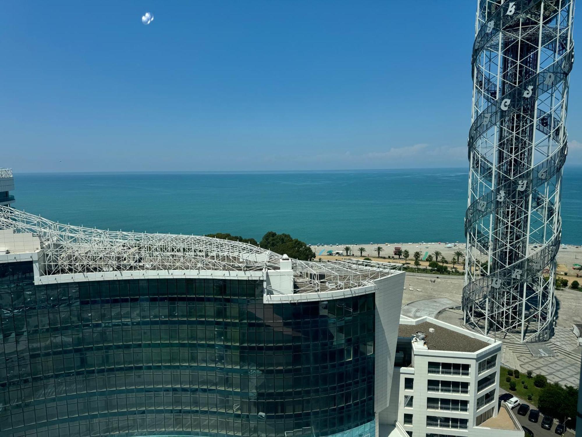 Apartment In Porta Batumi Tower 外观 照片