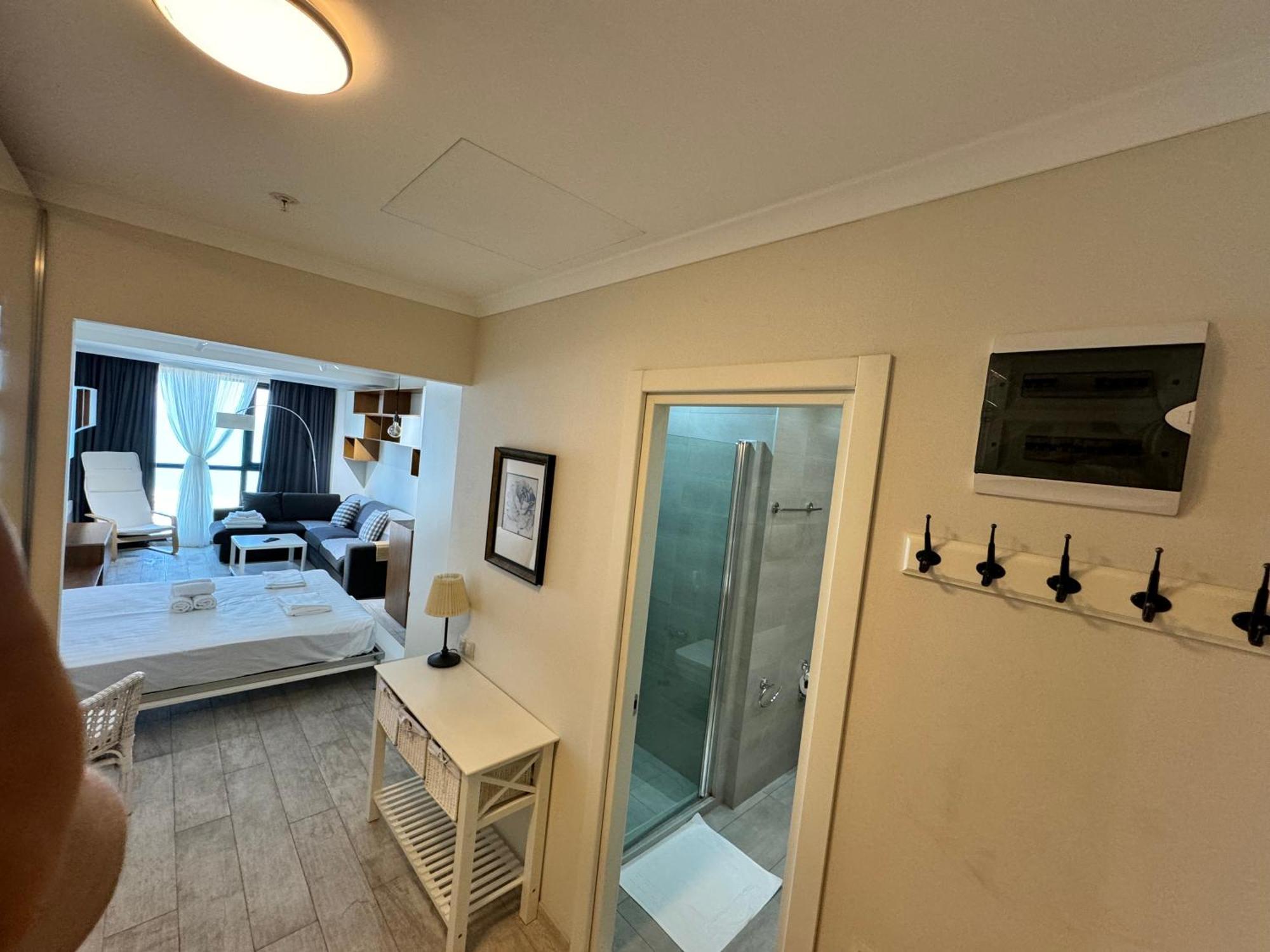 Apartment In Porta Batumi Tower 外观 照片